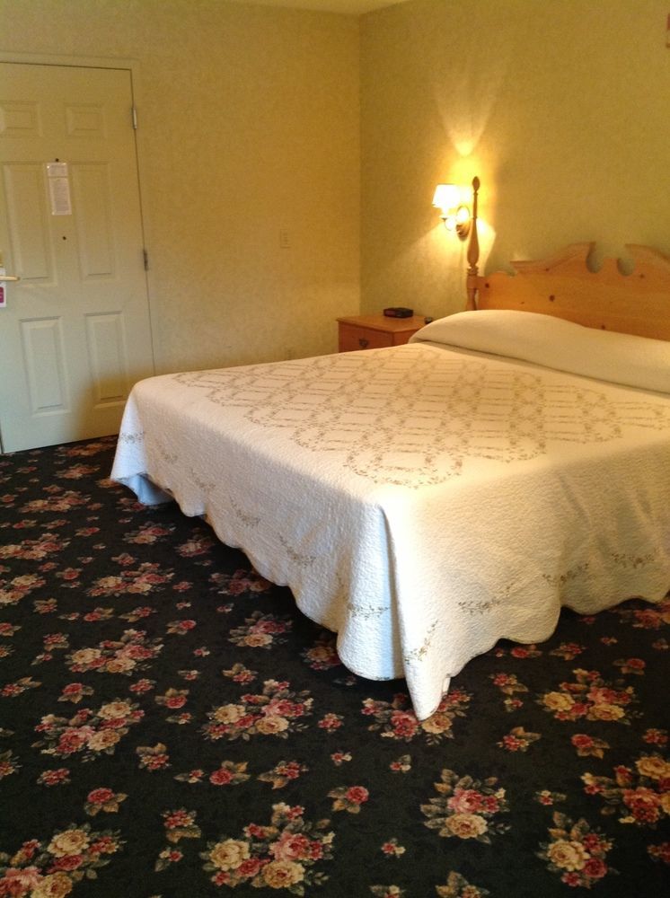 Ourguest Inn & Suites Downtown Port Clinton Eksteriør billede
