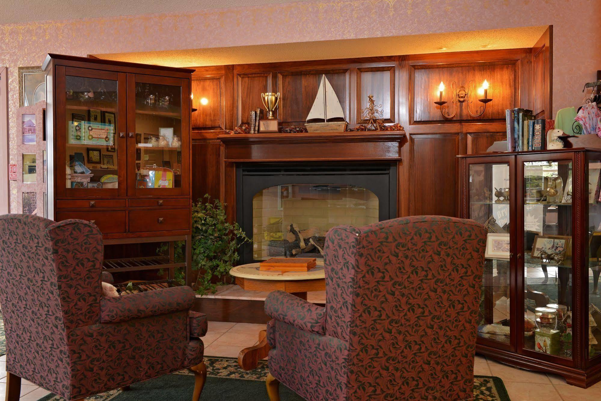 Ourguest Inn & Suites Downtown Port Clinton Eksteriør billede